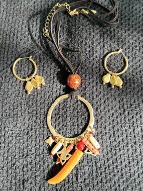 Tribal necklace and earrings